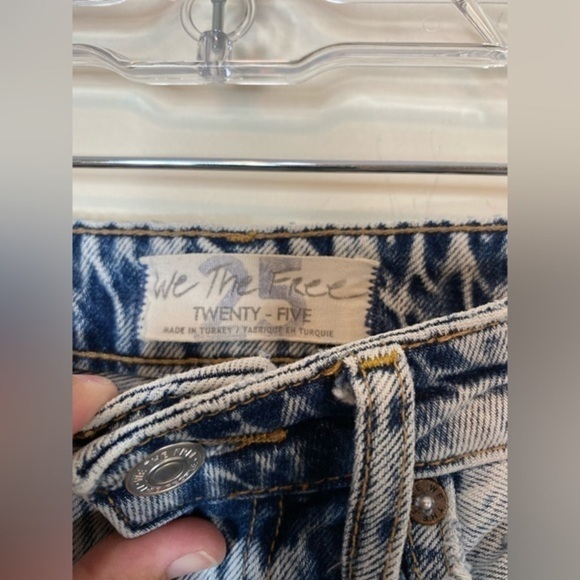 Free People‎ We The Free My Own Lane Ripped Straight Leg Jeans Size 25. - Picture 4 of 6
